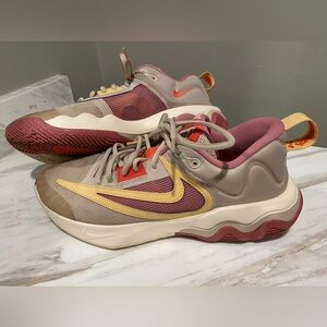 Nike Giannis Immortality 3 Fossil Stone Celestial Basketball Shoes Gold Size 9.5